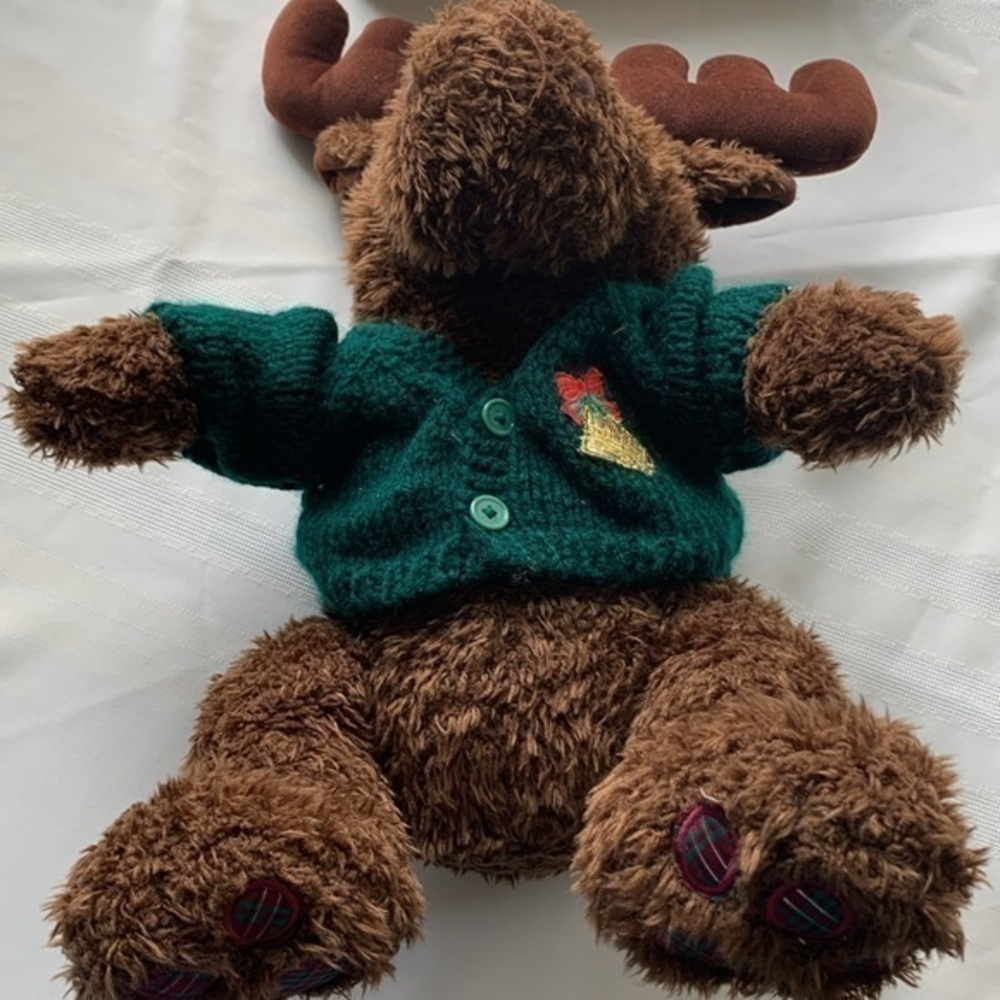 NWOT Really cuddly stuffed brown moose. Approximately 20” tall.